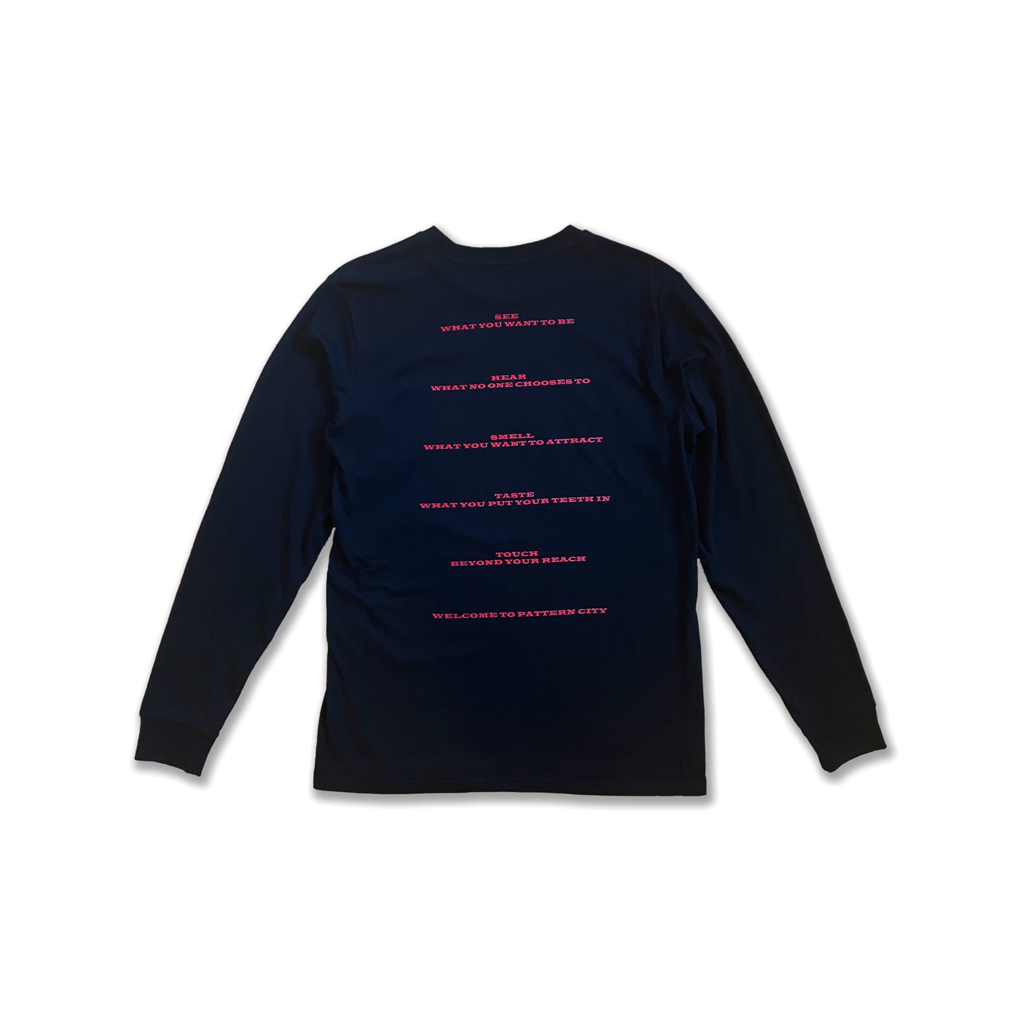 PATTERN CITY L/S BLACK TEE